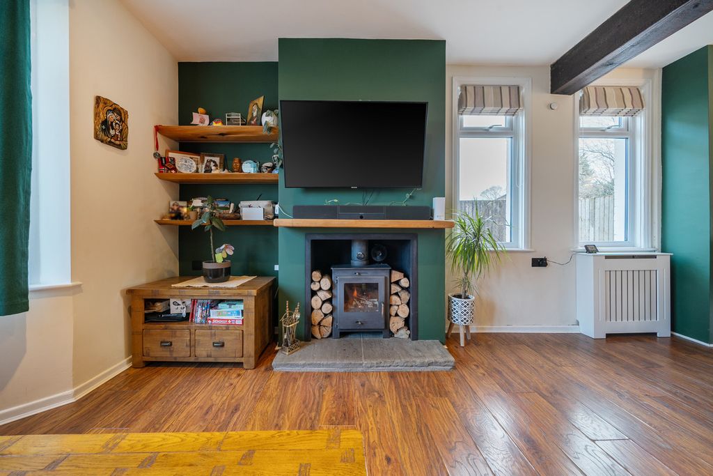 Property photo 3 of 22