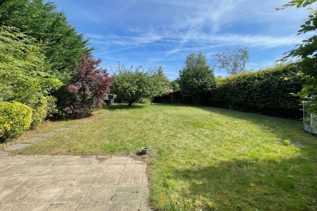 Property photo 2 of 44