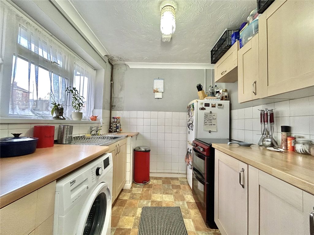 Property photo 3 of 11 Picture No. 05