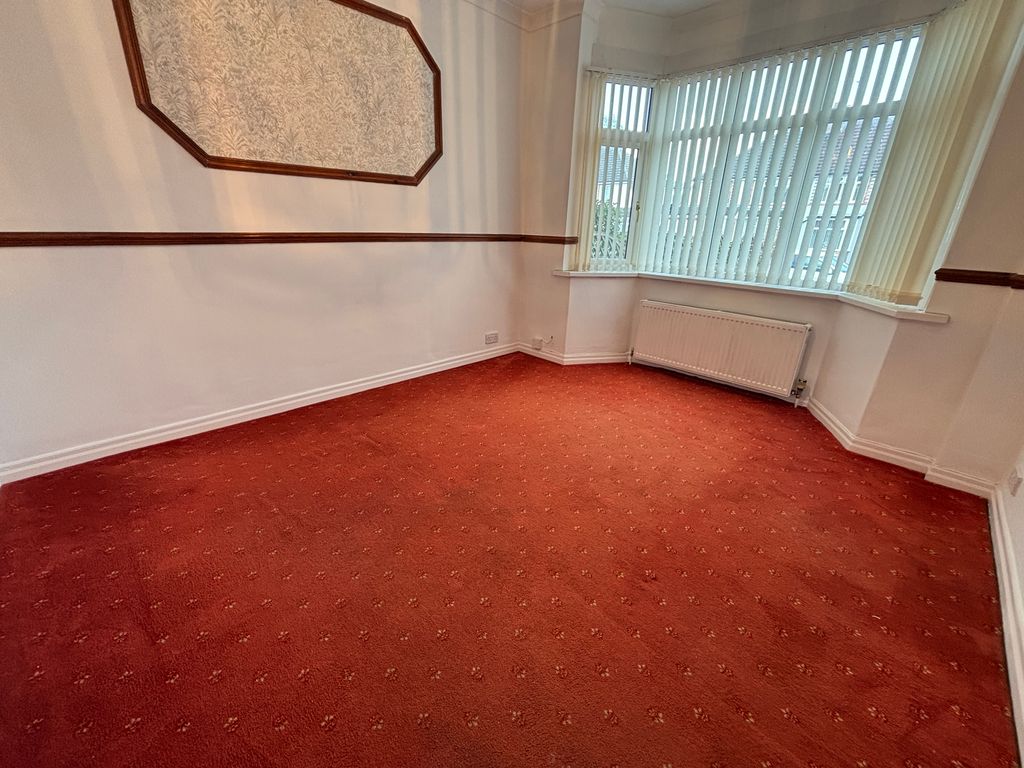 Property photo 3 of 18 Image