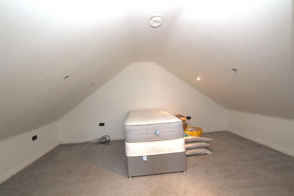 Additional image 13 of 4 bed flat for saleSefton Road, Middlesbrough TS3