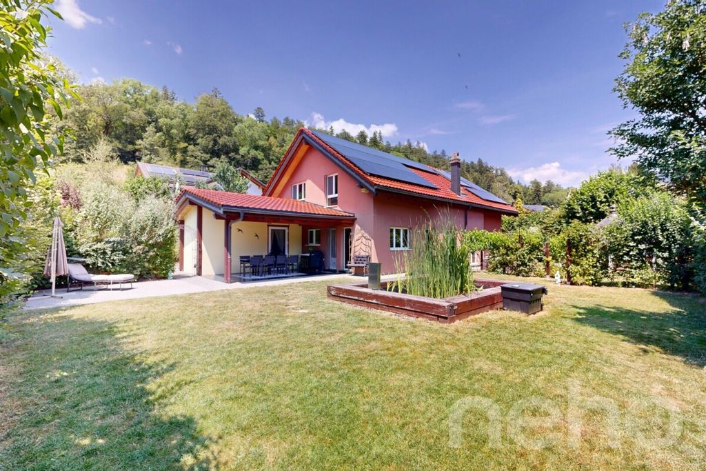 Property photo 1 of 13