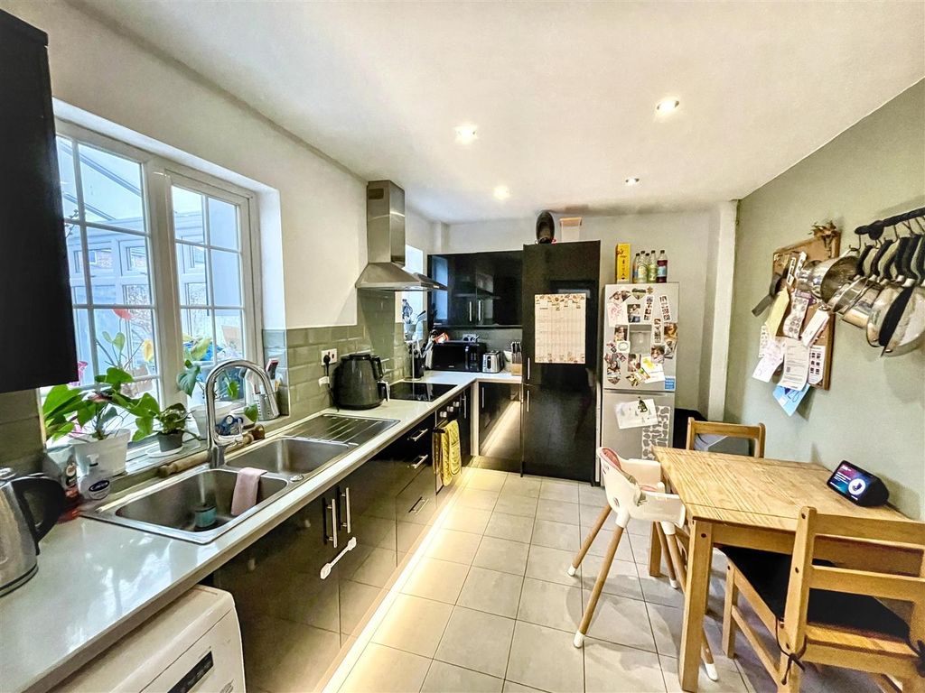 Property photo 3 of 10 Img_0808 (1).Jpg