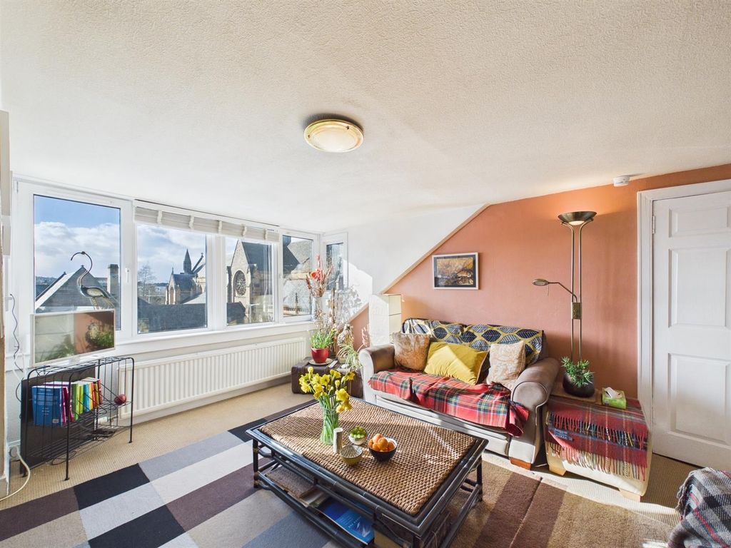 Property photo 1 of 18 Cam01486G0-Pr1027-Still005.Jpg