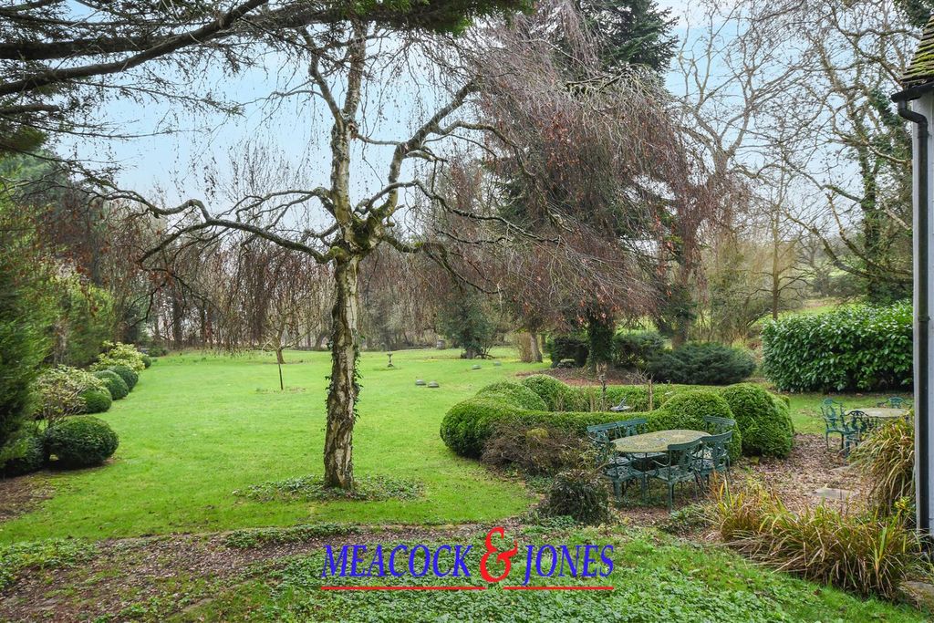 Property photo 2 of 42 Dsc_9084 Copy.Jpg