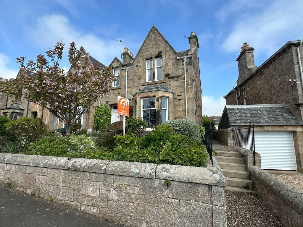 Property photo 1 of 37