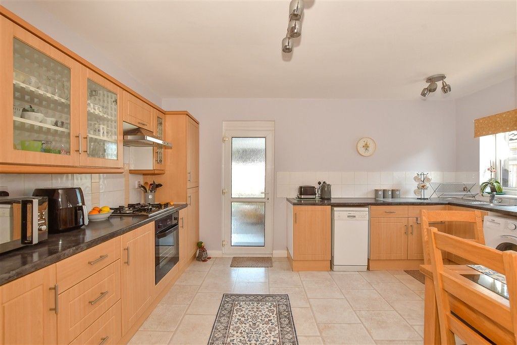 Property photo 3 of 12 Kitchen/Diner