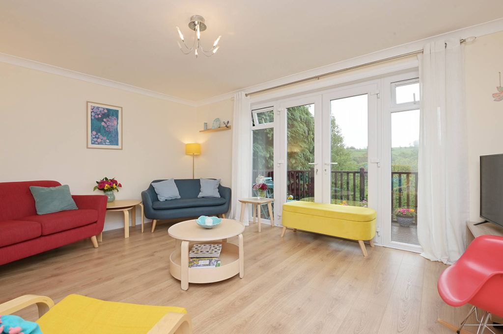 Property photo 2 of 40