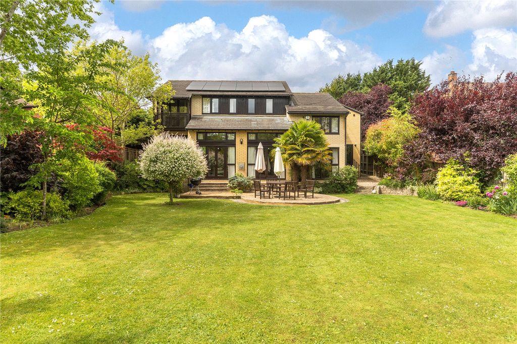 Property photo 1 of 28 Picture No. 24