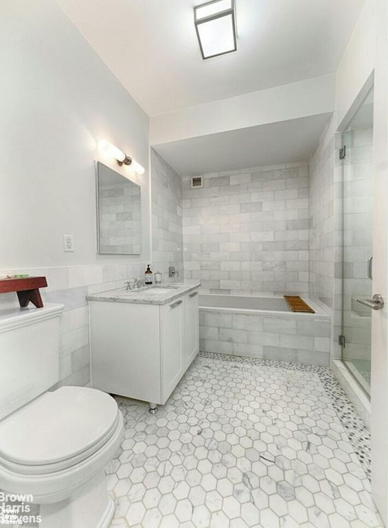 Property photo 3 of 9 <Alttext/>