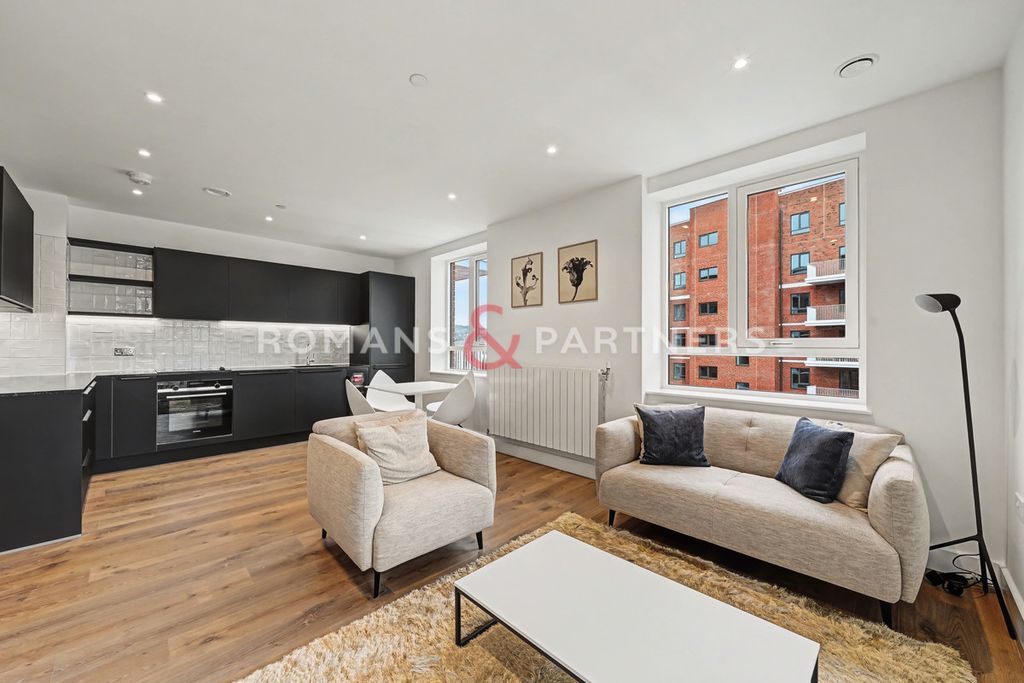 Property photo 3 of 15