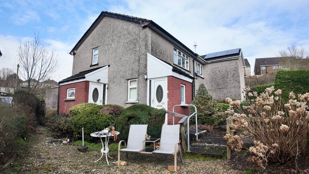 Property photo 1 of 20