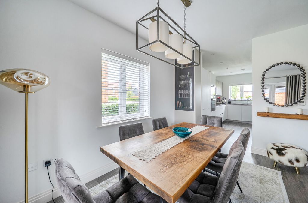 Property photo 2 of 26 1472337-4-6A26c2F...