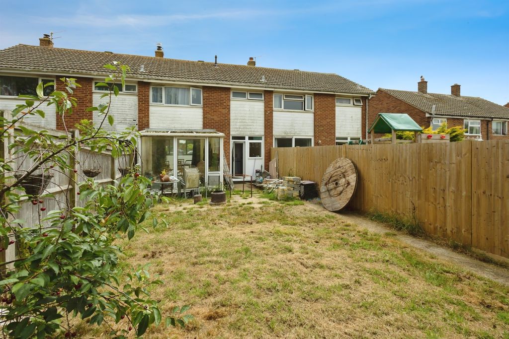 Property photo 1 of 17