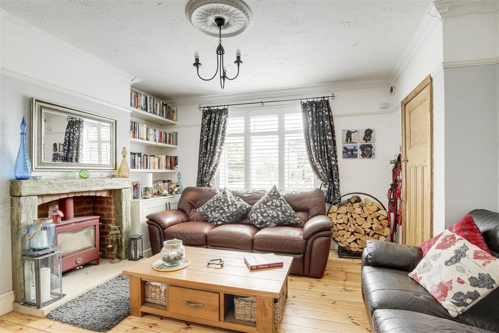Property photo 2 of 25 01.Jpg