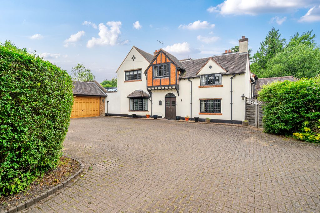 Property photo 1 of 19