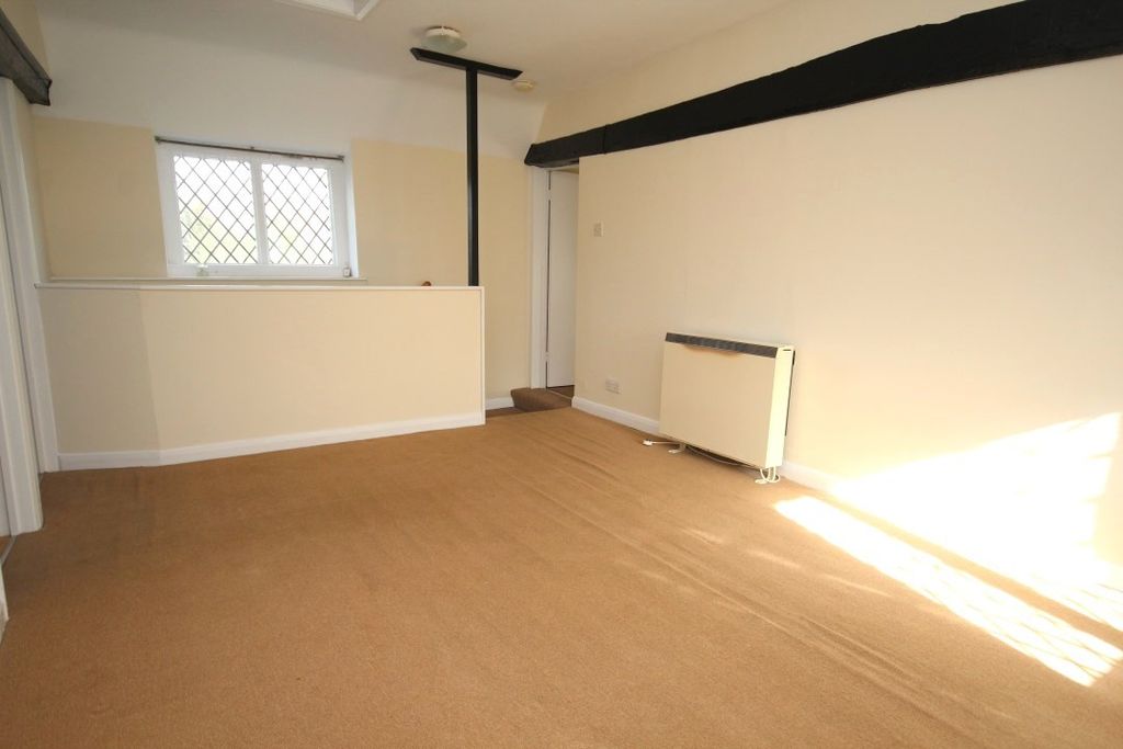 Property photo 3 of 5 Living Room