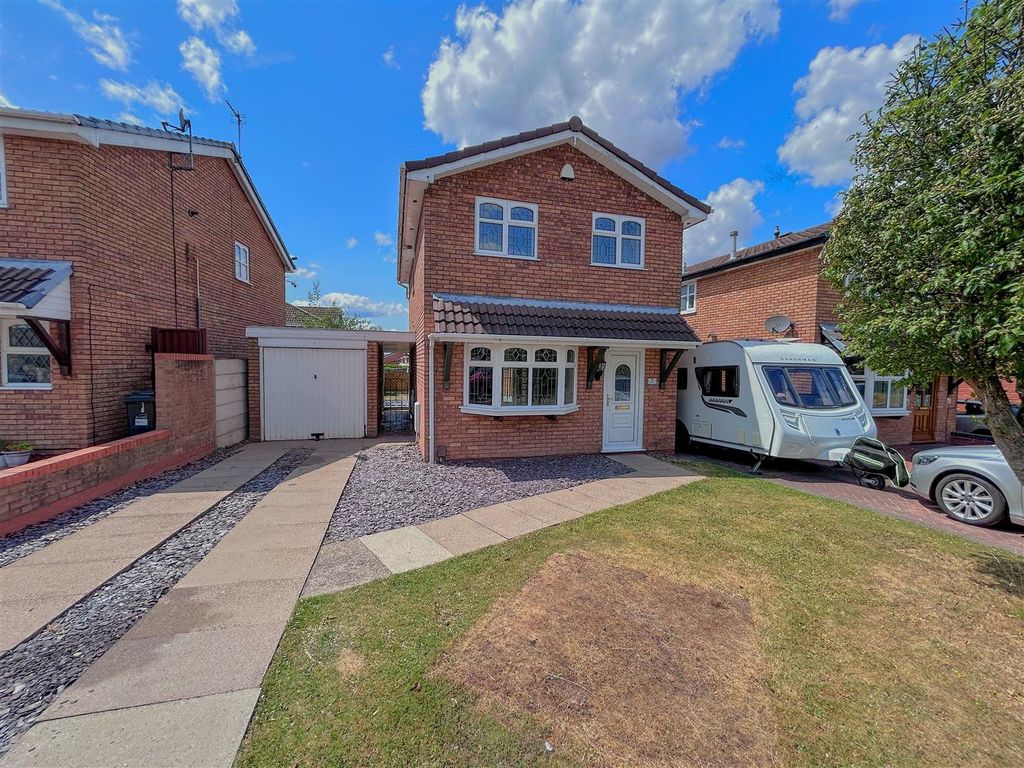 Property photo 1 of 18