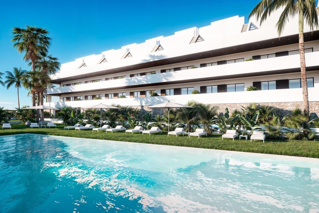 Property photo 3 of 36