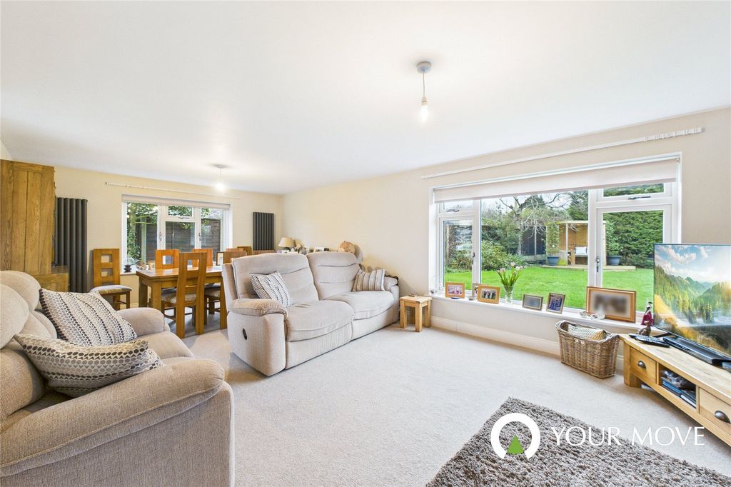 Property photo 3 of 21 Picture No. 03