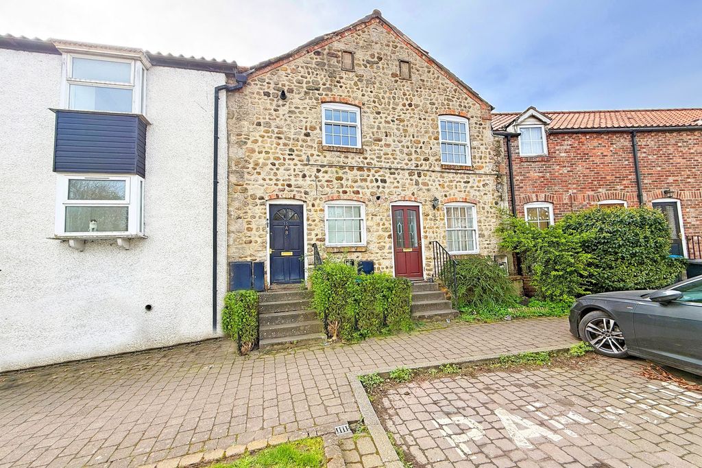 Property photo 1 of 5