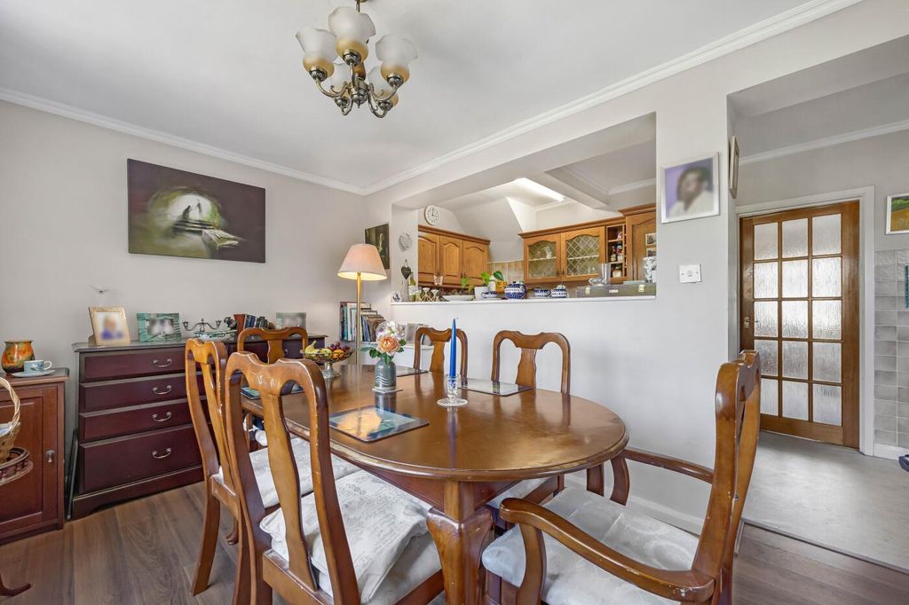 Property photo 2 of 26 Dining Room