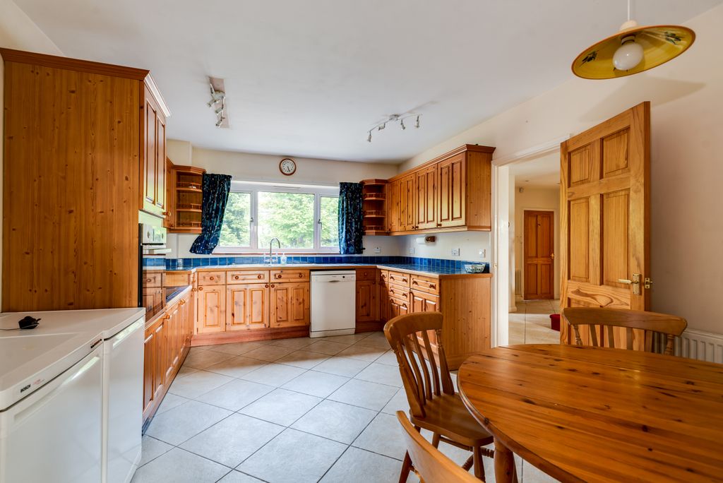 Property photo 3 of 13 Image