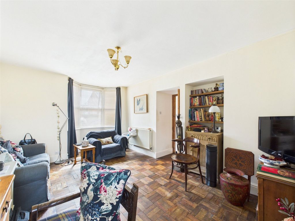 Property photo 2 of 18 Picture No. 02