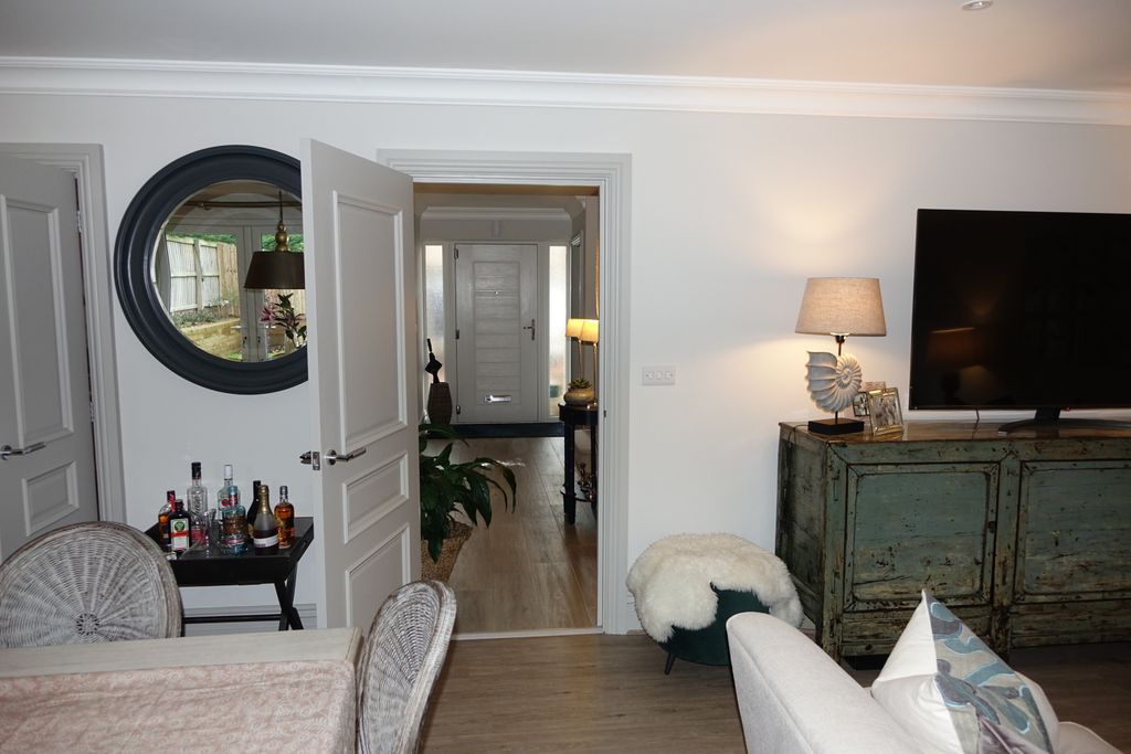 Property photo 3 of 12 Picture No. 06