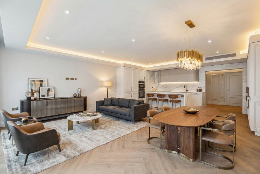 Property photo 3 of 9 Living Area