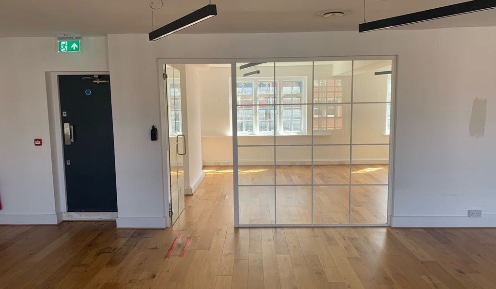 Property photo 2 of 3 465Brixtonroad3.Jpg