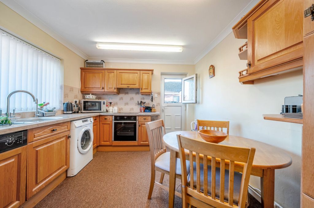 Property photo 3 of 27 1377029-43-690F0Fca5E6A4