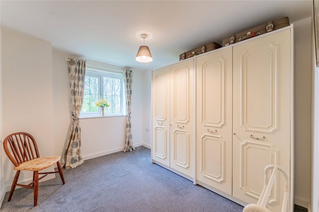 Property photo 3 of 24 Picture No. 17