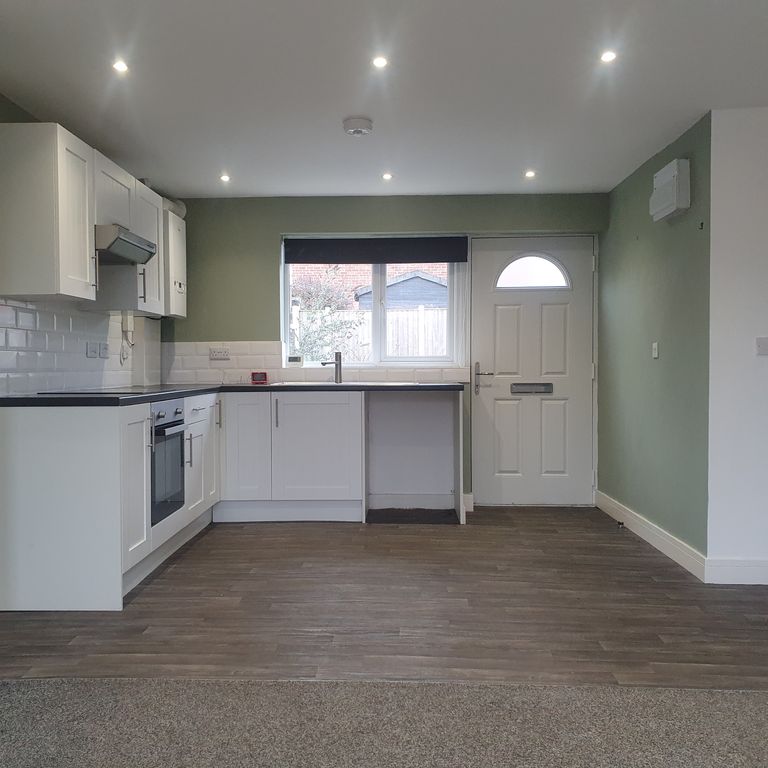 Property photo 3 of 10