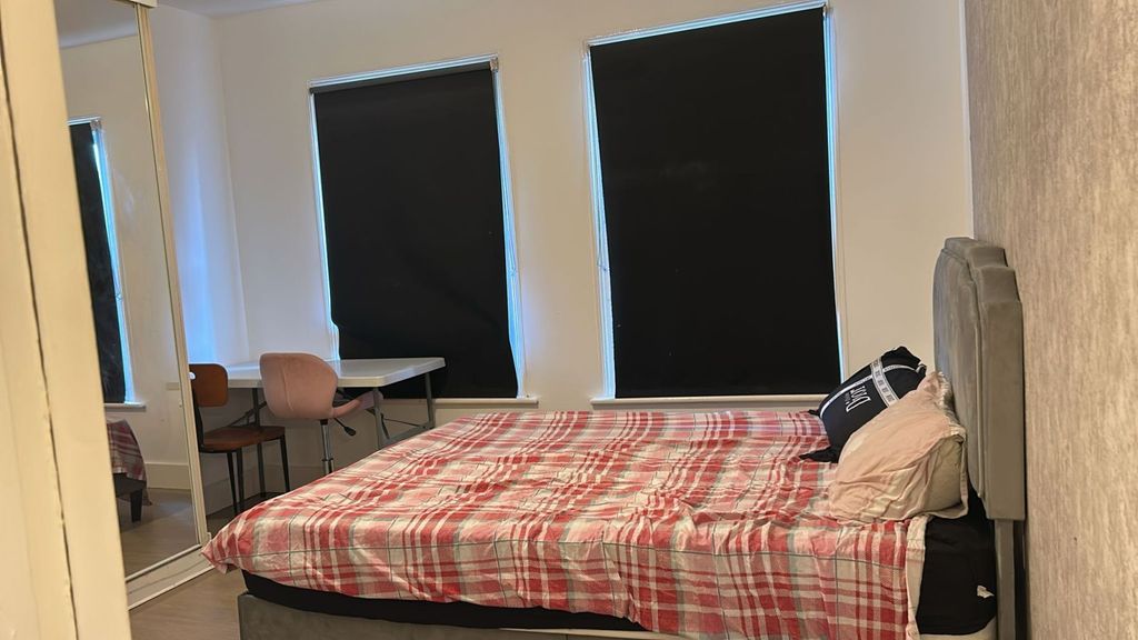 Property photo 3 of 7 Gallery