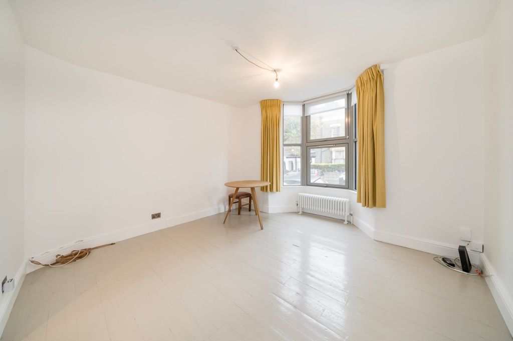 Property photo 2 of 21 Living Area