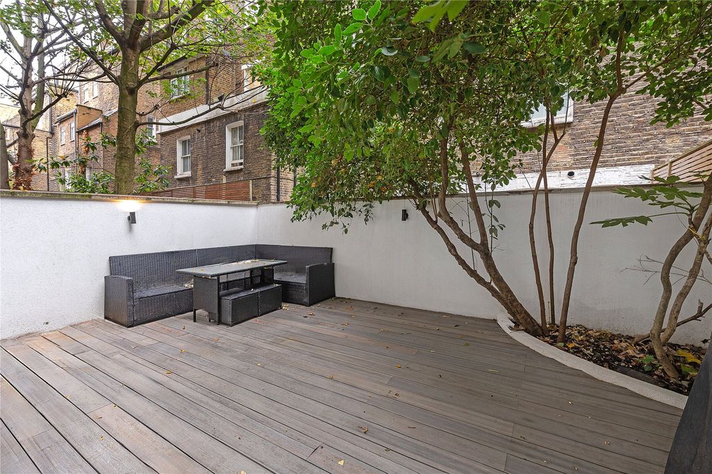 Property photo 2 of 10 Picture No. 42