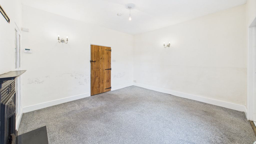 Property photo 3 of 18 4262545