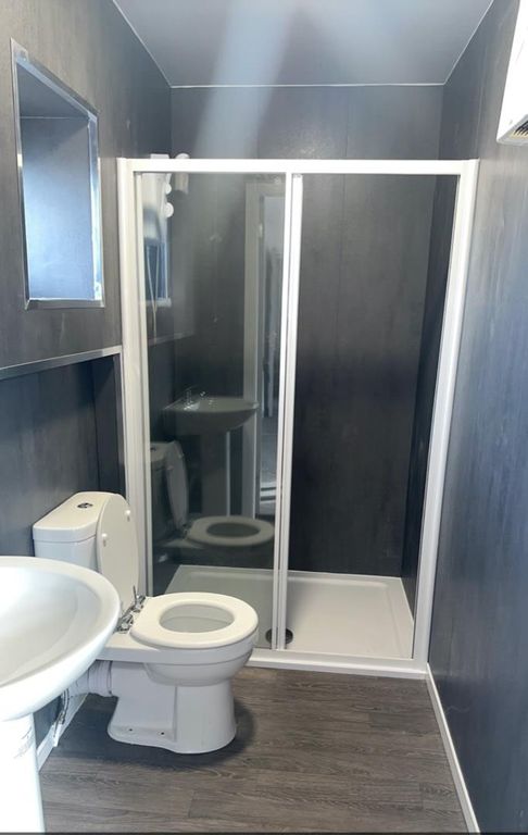 Property photo 3 of 3 Rm1 Bathroom Sailsbury.Jpg