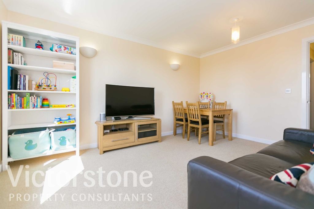 Property photo 1 of 9 1119193