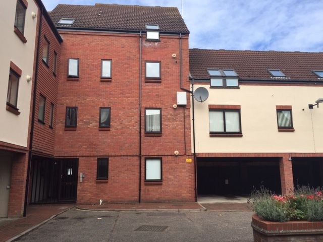 Property photo 1 of 6