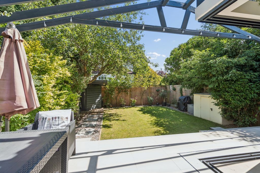 Property photo 3 of 18