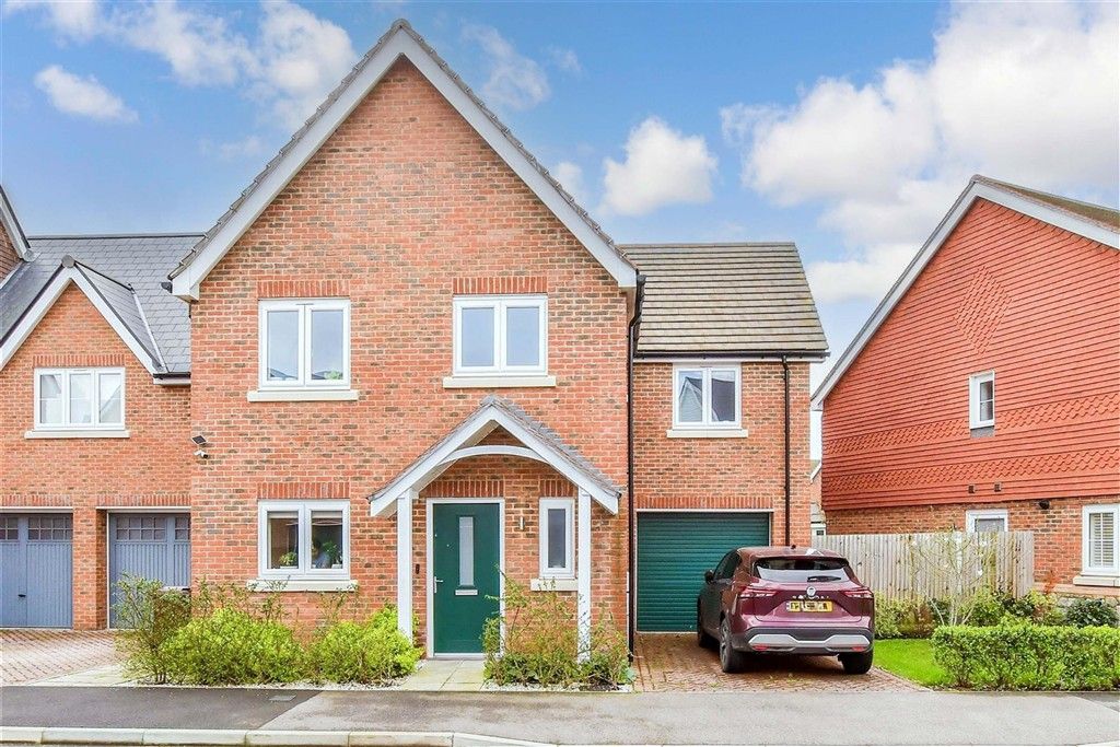 Property photo 3 of 10 Front Web