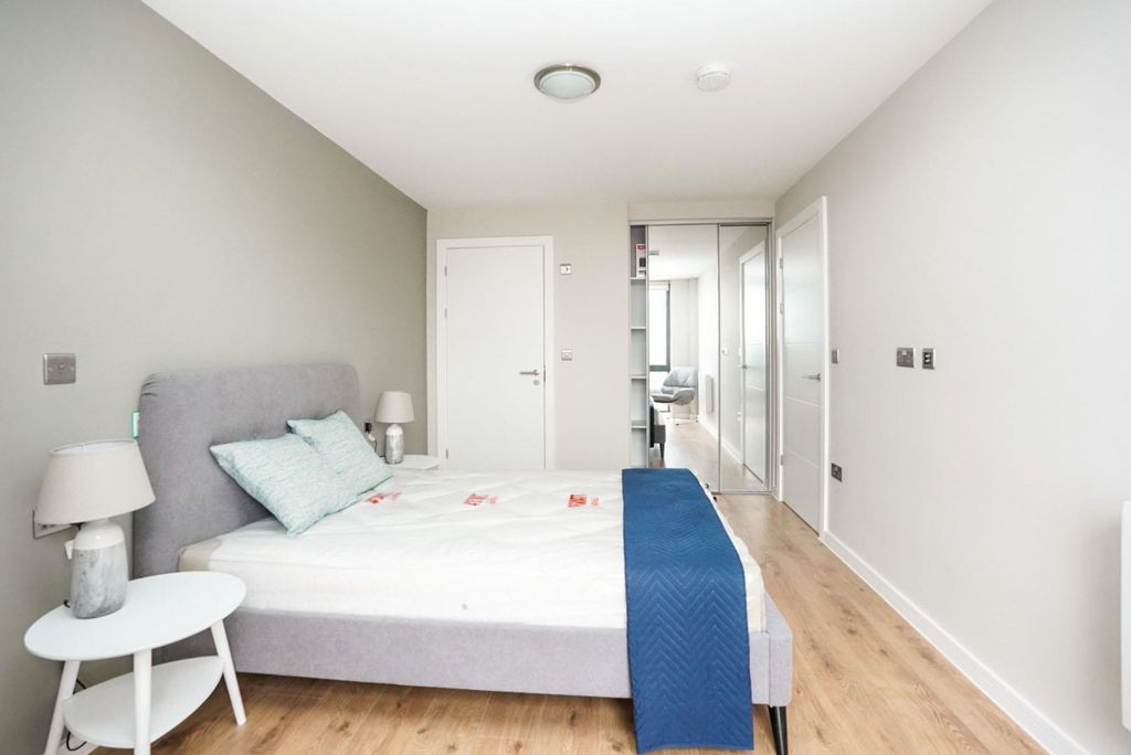 Property photo 1 of 12 (Main)