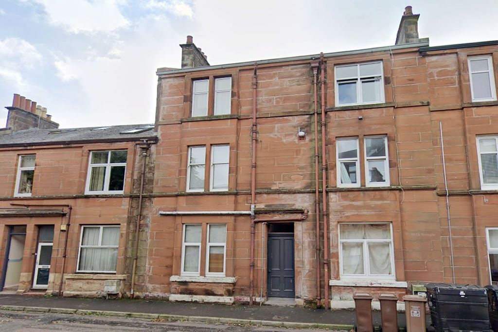 Property photo 1 of 7