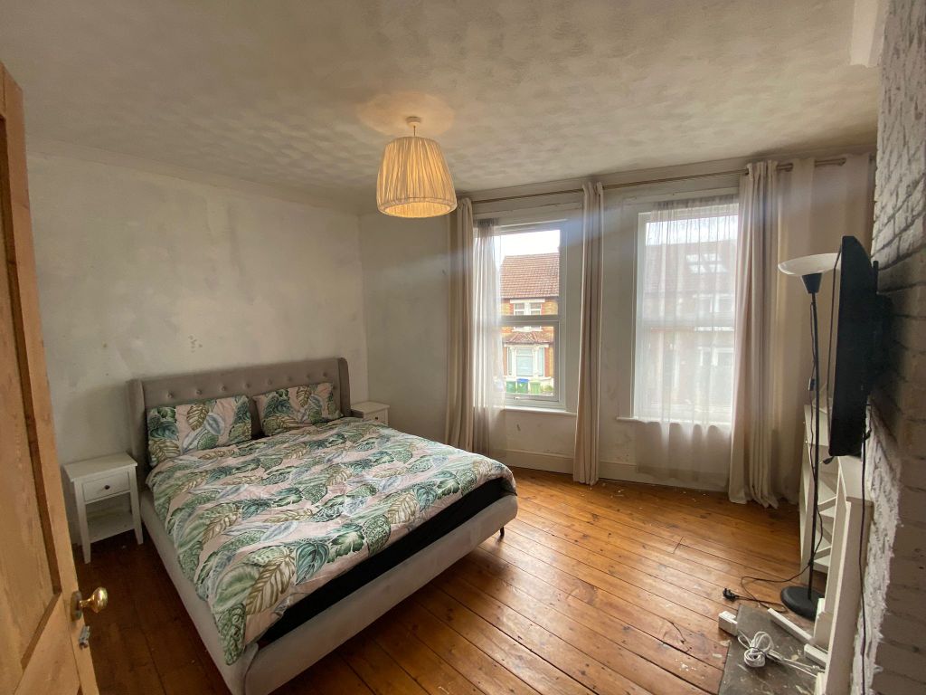 Property photo 3 of 10