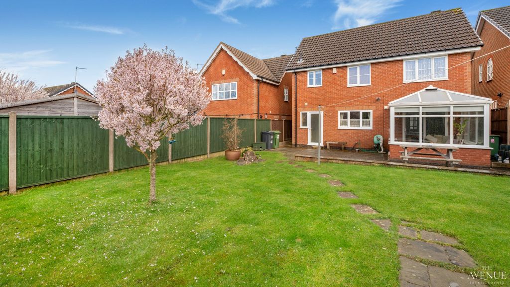 Property photo 2 of 24 5014545