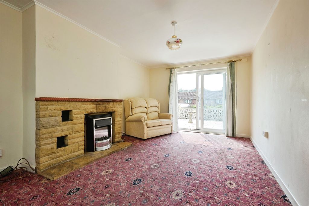 Property photo 3 of 15