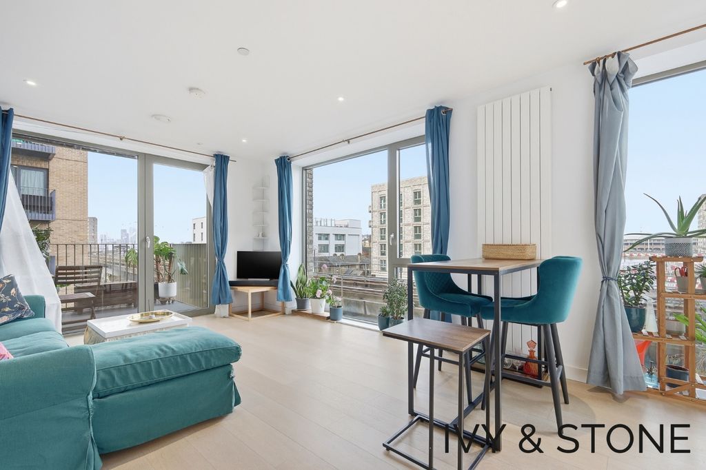 Property photo 1 of 14 4831720