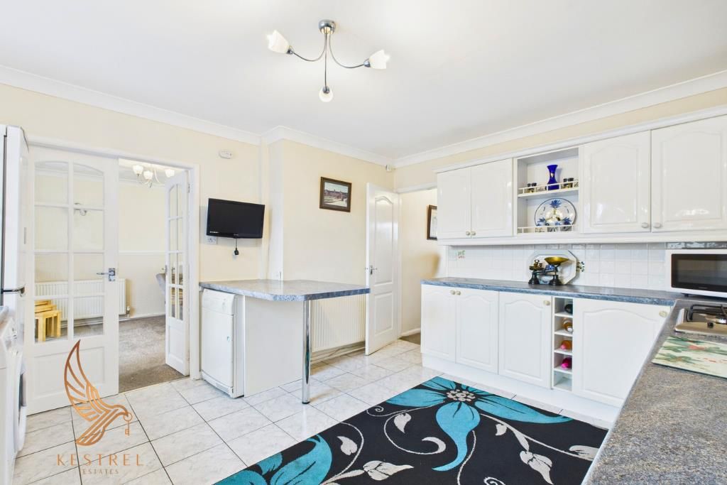 Property photo 3 of 24 9.Png